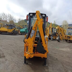 55 (7) JCB 3cx Backhoe loader